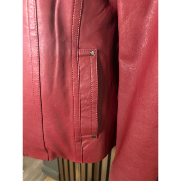 Leslie Fay red leather jacket size small stylish form fitting - Picture 3 of 9